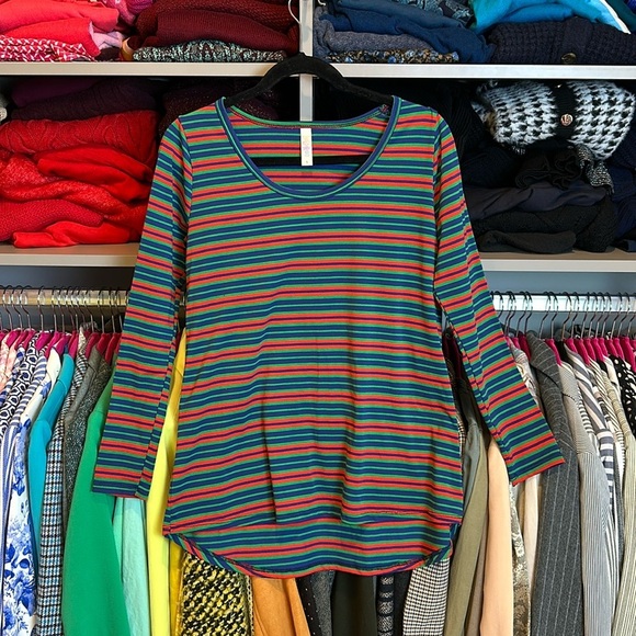 LulaRoe navy/green/red striped long sleeve scoop neck top size S - Picture 1 of 3